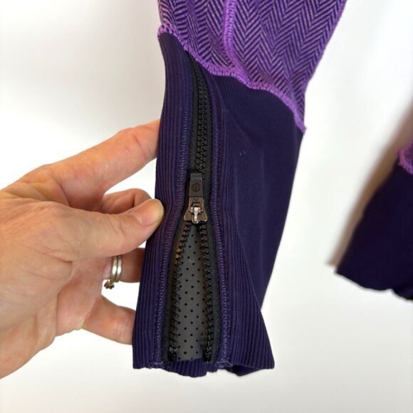 Lululemon Rebel Runner Crop Size 4 - Picture 4 of 15